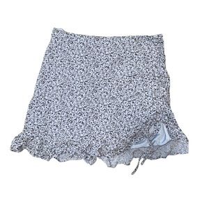 Forever 21 blue skirt with black flower details